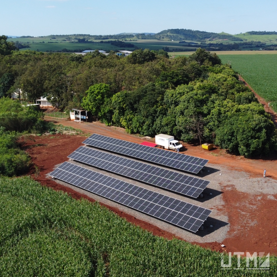 Imagem do trabalho Projeto fotovoltaico de 106,56 kWp