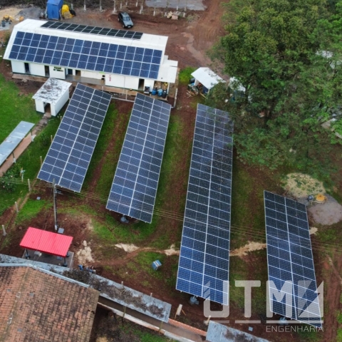 Imagem do trabalho Projeto fotovoltaico de 106,56 kWp